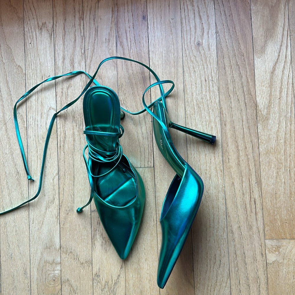 Zara Heel ankle strap sz 10